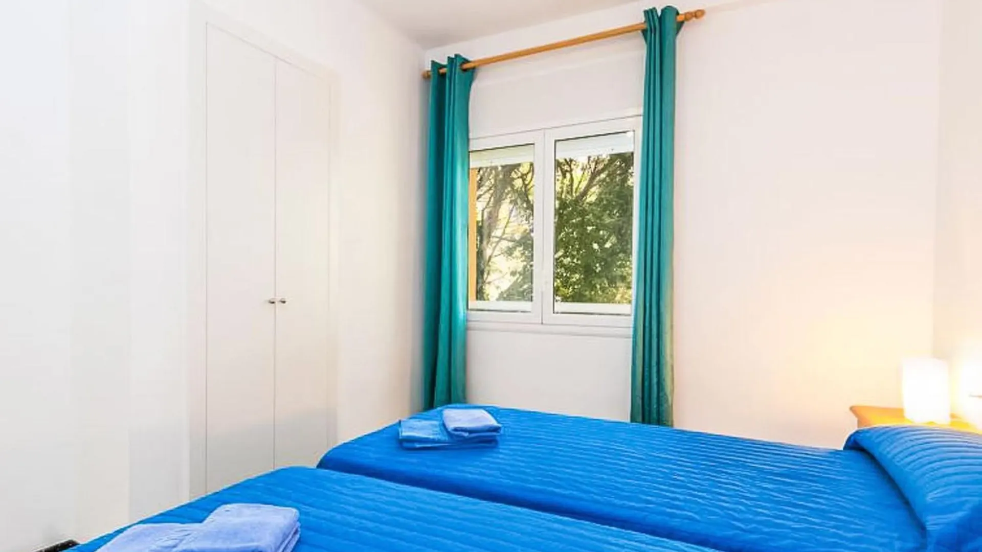 Global Velazquez - By Global Rental Holidays 8855 Roses Holiday home